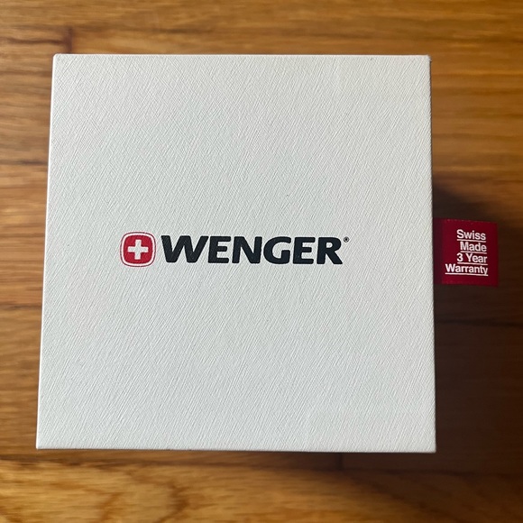 Wenger watch - Picture 3 of 3